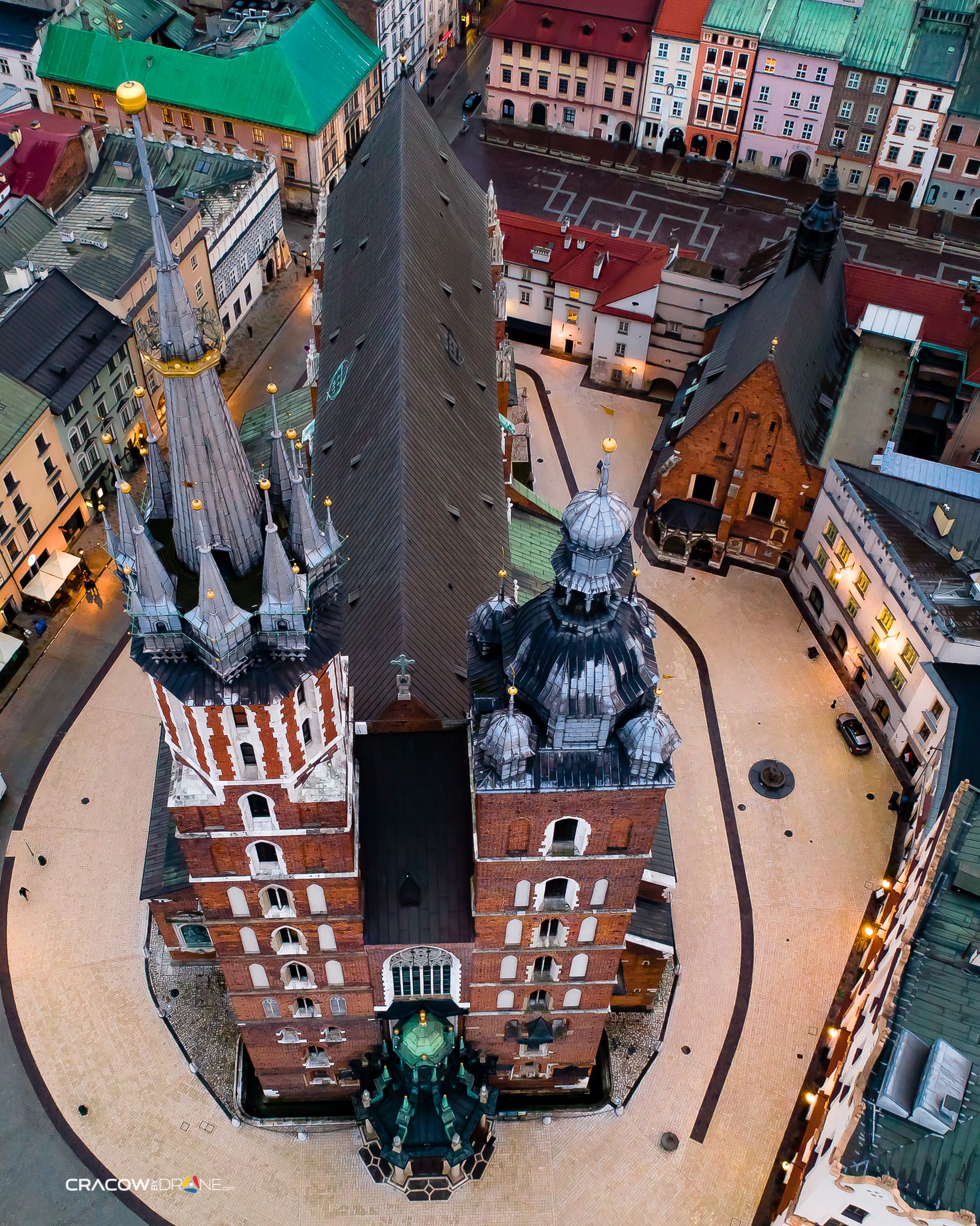 kościół mariacki zdjęcie z drona