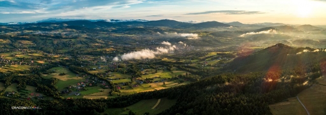 panorama gór z drona