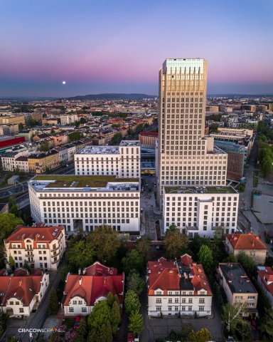 zdjęcia z drona Kraków szkieletor